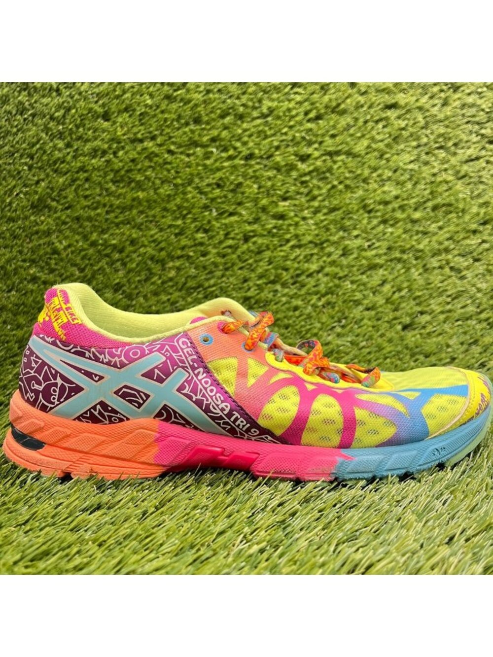 Asics Gel-Noosa Tri 9 Womens Size 8 Yellow Pink Athletic Running Shoes Sneakers